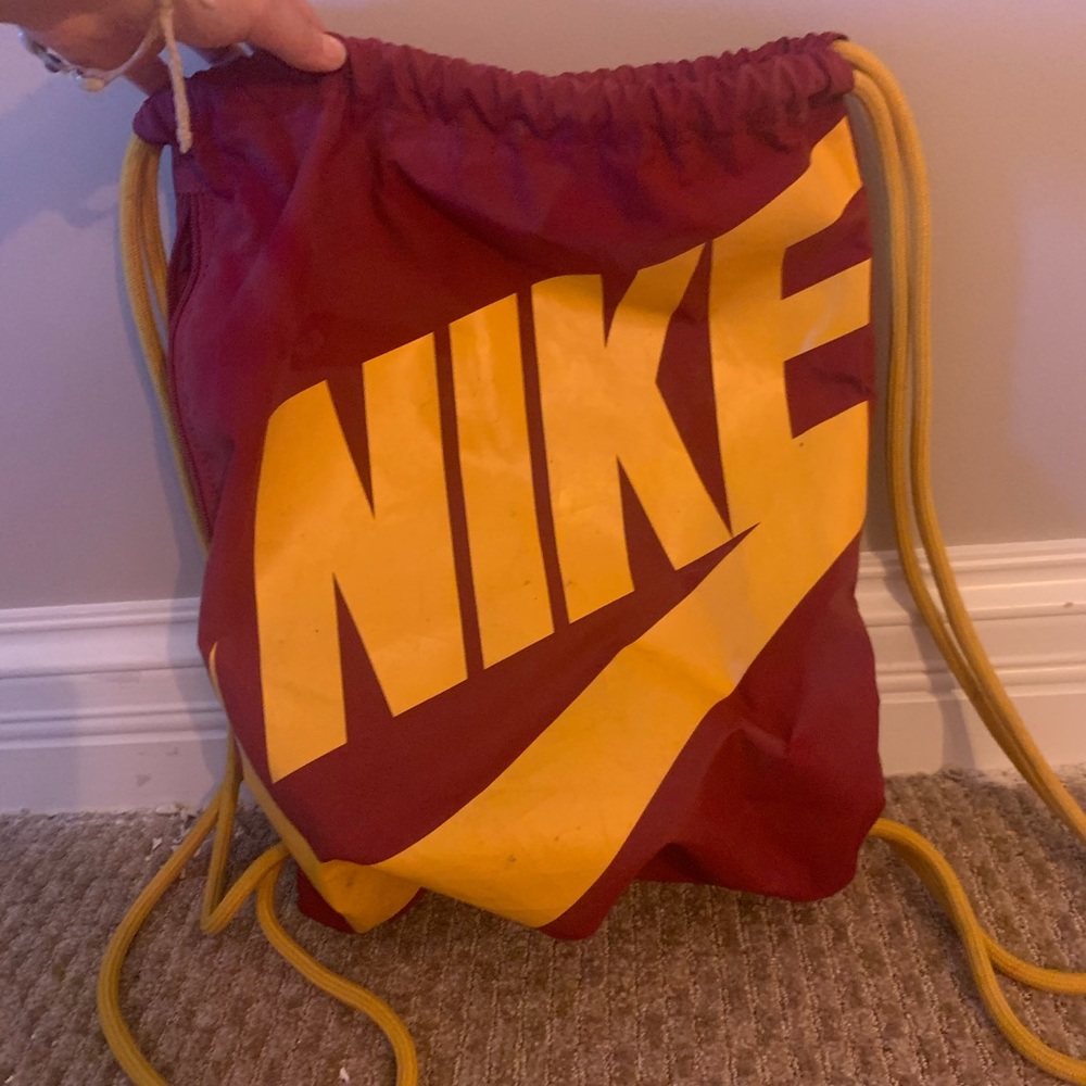 Nike drawstring back pack